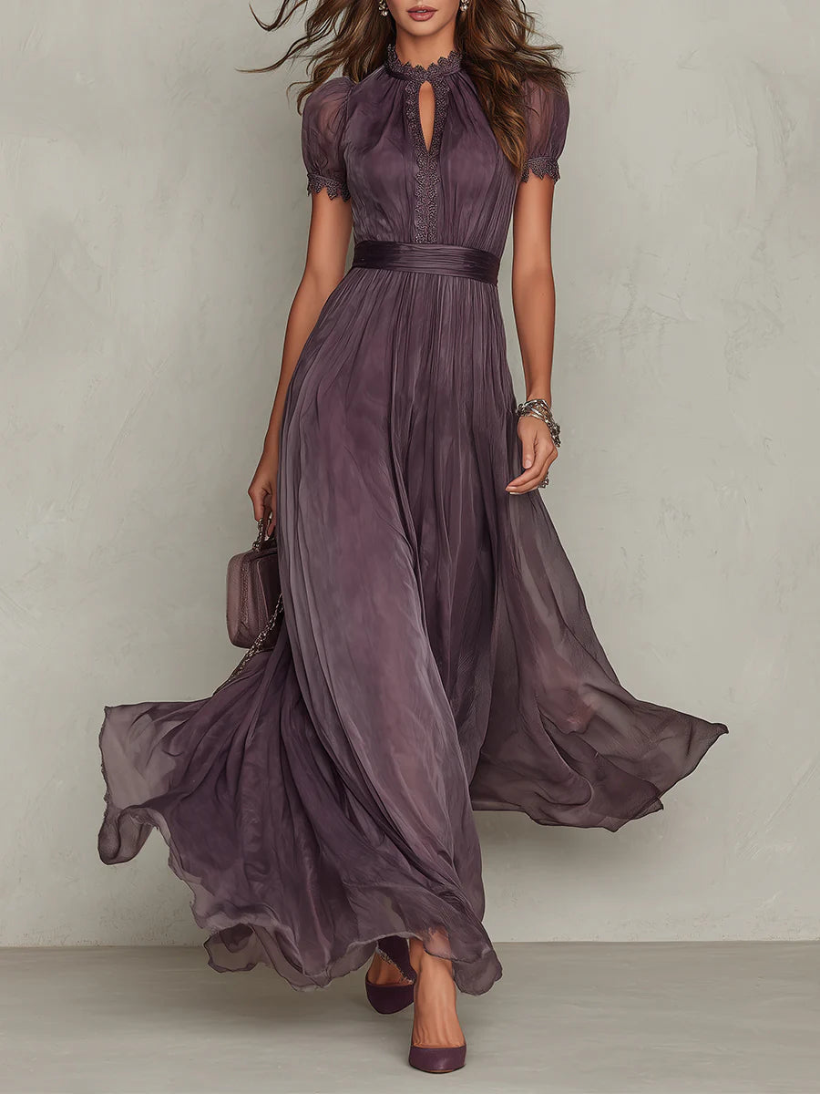Flavia | Elegante Lange Jurk in Violet met Druppelhals en Kant