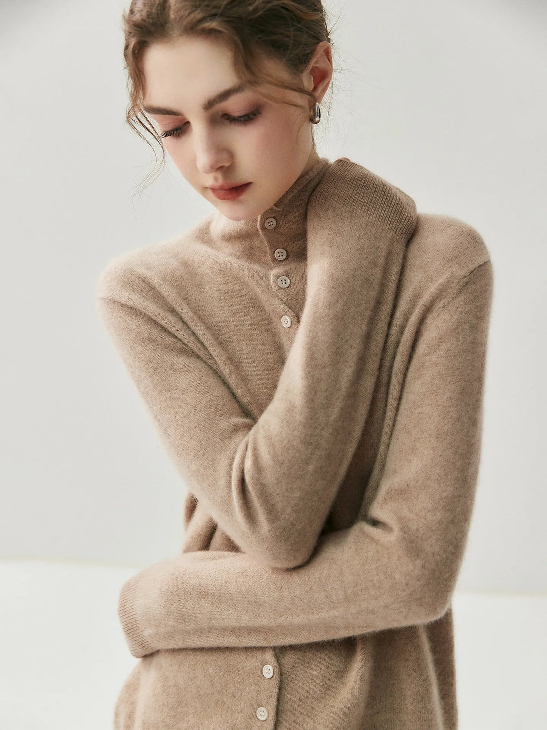 Hanneke | Fijngebreid Vest met Knopen